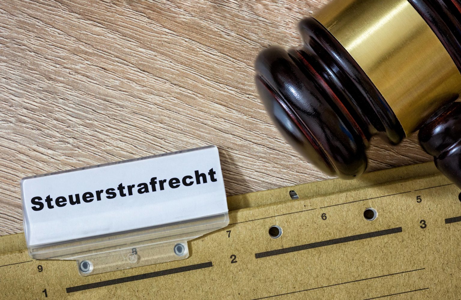 Steuerfahndung, Zollfahndung, BuStra - Rechtsanwältin Zuewerink-Roek